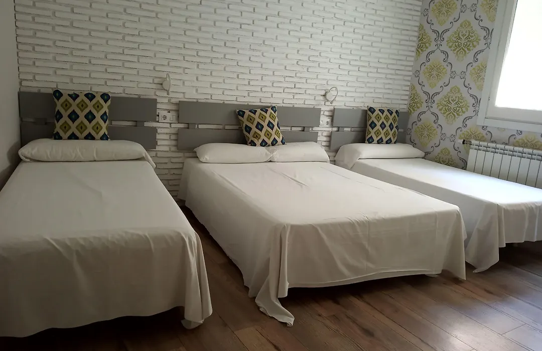 Hostal Le Vintage-1